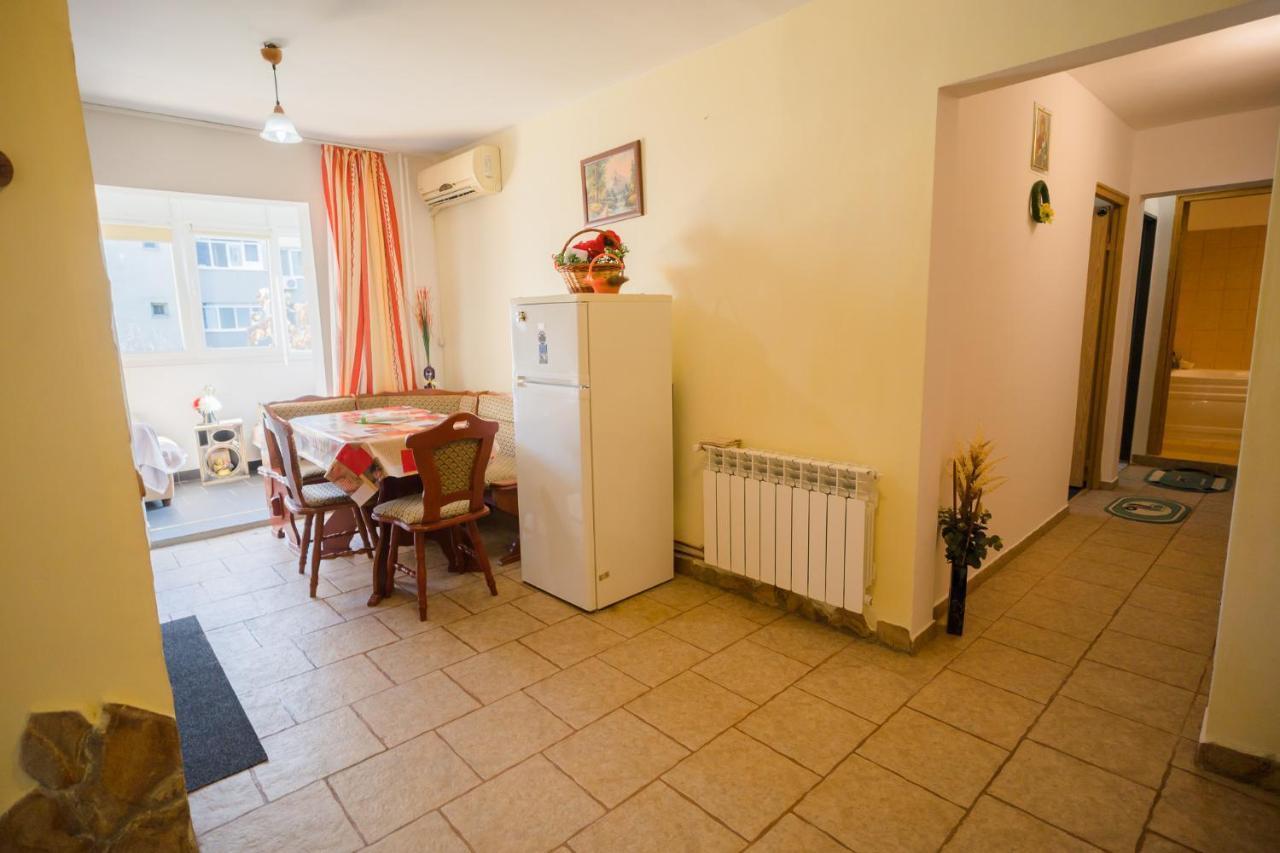 Rustic & Spacious 3Br Apartment Bükreş Dış mekan fotoğraf